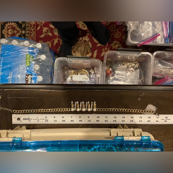 Stunning Brutalist Fringe Necklace Faux Pearls & Crystals 18+ Inches - Picture 5 of 6